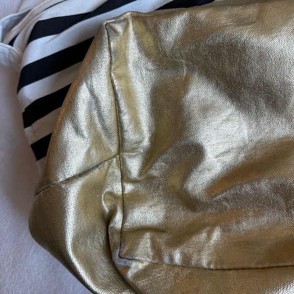 Weekender Bag - Picture 5 of 10